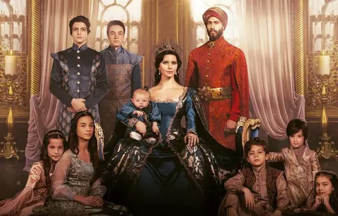 Cine sunt actorii celebri din serialele turcești care sunt pasionați și de muzică