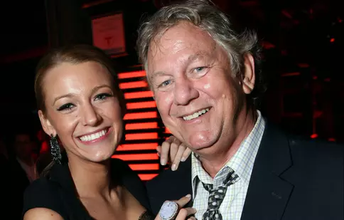 Blake Lively, în doliu. Actorul Ernie Lively, tatăl vedetei din „Gossip Girl”, a încetat din viață