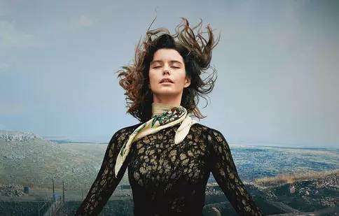 Beren Saat se întoarce la Netflix cu sezonul 3 din „The Gift”/„Atiye”