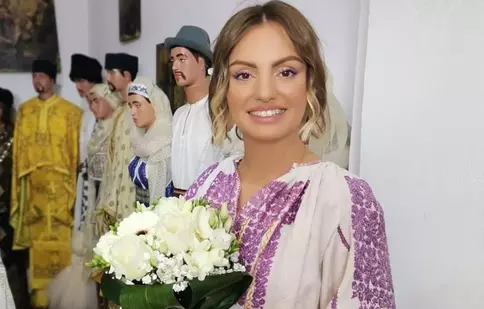 Cununia civilă a Alexandrei Stan, oficiată de Elena Lasconi. Noi detalii și imagini de la nunta artistei: „Se citea iubirea pe chipul lor”