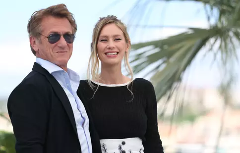 Dylan Penn, primul rol principal într-un lungmetraj. Fiica celebrului Sean Penn joacă alături de tatăl ei în „Flag Day”