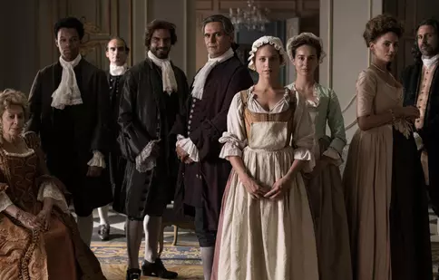 Din 9 iulie, Netflix aduce „Bucătăreasa din Castamar”, un serial de epocă romantic, comparat cu somptuosul „Downton Abbey”