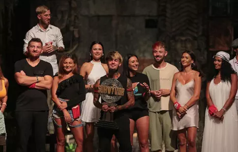 Zanni, câștigătorul „Survivor România”, a ajuns în România. Cum a fost primit faimosul și colegii săi de competiție