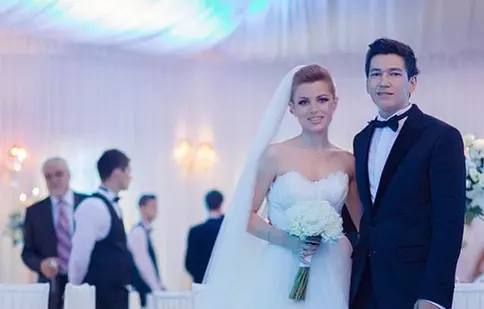 Anunțul făcut de Elena Gheorghe la nouă ani de la căsătorie. Soțul cântăreței a păstrat discreția