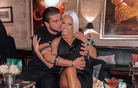 Cine este noul iubit al Andei Adam. Cei doi au fost surprinși în ipostaze incendiare