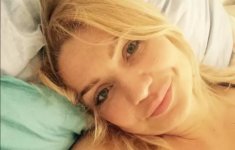 Cristina Cioran, în culmea fericirii! Și-a adus acasă fetița născută prematur. Prima imagine cu Ema