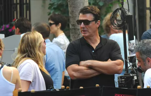 Cum au fost surprinși Sarah Jessica Parker și Chris Noth în New York. Din nou împreună, după 17 ani
