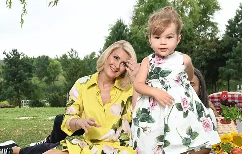 Fetița Alessandrei Stoicescu a împlinit 2 ani. Ce spune prezentatoarea Observatorului despre viața de familie