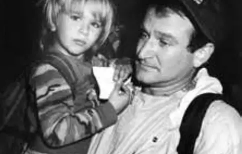 Fiul lui Robin Williams, mesaj emoționant la șapte ani de la moartea celebrului actor: „Ai trăit ca să aduci zâmbete”