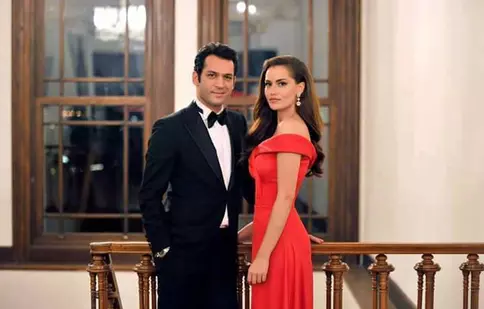 Ce mai fac Murat Yildirim și Fahriye Evcen. Amândoi revin în toamnă pe micile ecrane din Turcia