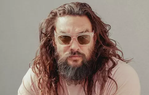 Răspunsul dur dat de Jason Momoa după ce a fost întrebat de scena de viol din „Game of Thrones”: „O întrebare grețoasă”