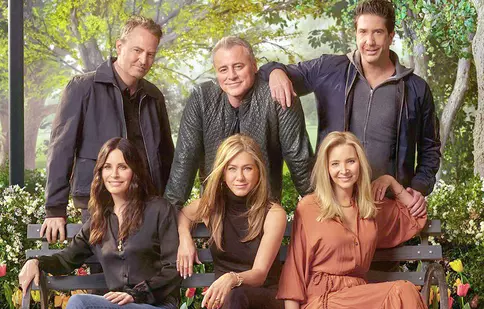 Un zvon care i-a pus în alertă pe fanii „Friends”: Jennifer Aniston și David Schwimmer ar fi mai mult decât prieteni