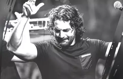 Pepe și iubita lui, Yasmine, se relaxează la Cannes. Cum au fost fotografiați cei doi