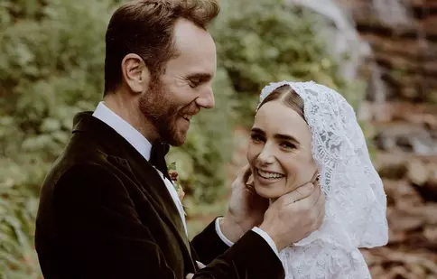 Lily Collins s-a căsătorit. Actrița din „Emily in Paris” a avut o nuntă ca-n povești