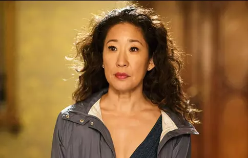 TVR 1 difuzează excelentul serial „Obsesia Evei”, cu Sandra Oh și Jodie Comer. Când începe