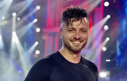 Tavi Clonda vine sâmbătă la Splash! Vedete la apă să salveze onoarea familiei: „Iubire, te răzbun eu!”