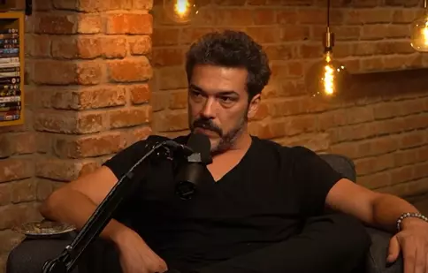 Artistul Adrian Despot: „Suntem conduși de un Guvern de incompetenți”