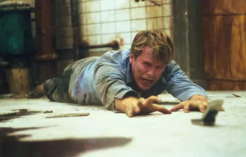 O companie va da unei persoane 1.300 de dolari pentru a vedea 13 filme horror. Motivul uimitor