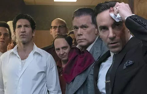 Premiera filmului „The Many Saints of Newark”, prequelul serialului „Clanul Soprano”, stârnește scandal