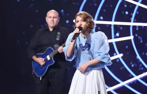 Maria, fiica tenorului Costel Busuioc, a urcat pe scena „SuperStar”. „Să fiu fata lui are avantaje şi dezavantaje”