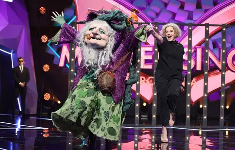 Moment fără precedent la „Masked Singer România”! De ce va urca Maia Morgenstern pe scenă