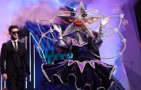 „Masked Singer România”, 14 octombrie. Steaua pune pe jar detectivii. „Aparițiile mele senzuale au bulversat o țară întreagă”