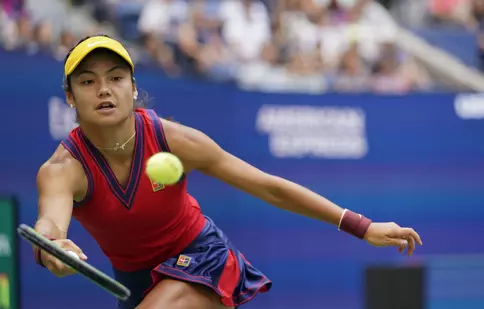 Ce posturi TV transmit Transylvania Open, turneul de la Cluj la care participă Simona Halep și Emma Răducanu