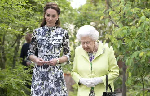 Kate Middleton îi va lua locul Reginei Elisabeta, într-o zi. Ce părere are monarhul