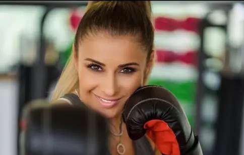 Anamaria Prodan, despre „lecția de viață” primită de Laurențiu Reghecampf: „A făcut nuntă fără să știe familia”