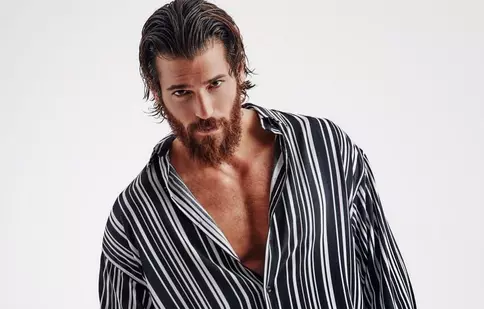 A uitat-o deja pe Diletta Leotta! Can Yaman, văzut alături de o femeie misterioasă