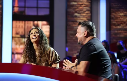 Theo Rose și Cream, invitate în ediția de azi „Pe bune?!”, pe ProTV. „Aveți încredere în mine că nu mă tratez degeaba...”