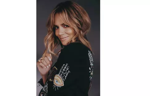 Halle Berry, actrița premiată cu Oscar, regizor și producător, va primi premiul “THE PEOPLE’S ICON” în cadrul Galei PEOPLE’S CHOICE AWARDS 2021