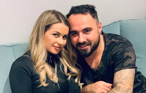 Emi a cerut-o în căsătorie pe iubita lui la Asia Express. Mădălina nu a bănuit nimic. FOTO