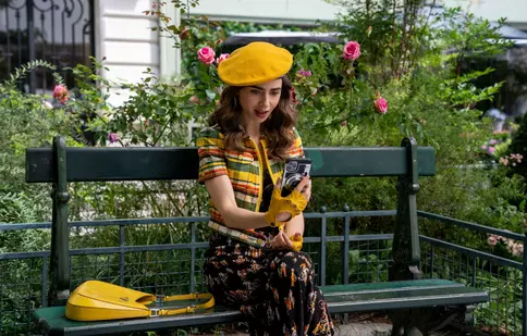 „Emily in Paris”, sezonul 2, are trailer oficial. Ce e nou în cel mai vizionat serial de comedie Netflix din 2020