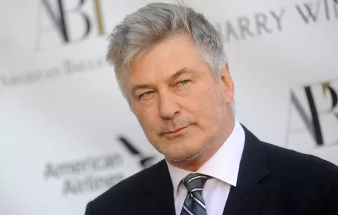 Plângere penală împotriva lui Alec Baldwin. Ce acuzații îi aduce o membră a filmului „Rust”