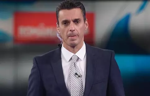 „Domnu Badea, ați consumat băuturi alcoolice?”. După ce a fost oprit de Poliție, Mircea Badea a întârziat la emisiune