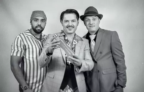 „Zăpadă, ceai și dragoste” a ajuns în top 10 filme de pe Netflix. Ce e diferit la comedia lui Liviu Vârciu