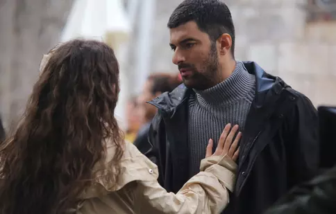 „Fiica ambasadorului”, episodul din 15 februarie 2022. Ce se întâmplă cu Melek și Sancar în serialul de la Kanal D