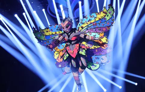 Fluturele de la „Masked Singer România” și-a dezvăluit identitatea chiar înainte de finală