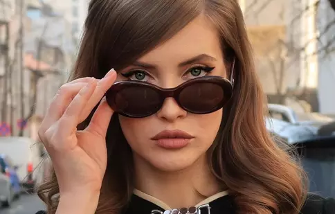 Iulia Albu şi Ovidiu Buta deschid sezonul amenzilor la „Poliţia Modei”, la Antena Stars. Când începe