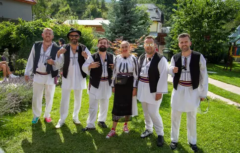 Nicolai Tand, Oase, Sony, Babană, Florin Ristei și Ilona Brezioanu la Poftiţi pe la noi: Poftiţi prin ţară!