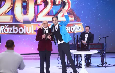 Dan Negru: „Încerc să fiu reperul neschimbat al nopții de Revelion”. Ce măști a invitat la Revelionul Starurilor 2022