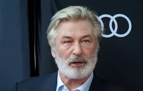 După tragedia de pe platourile de la „Rust”, Alec Baldwin s-a reîntors la muncă