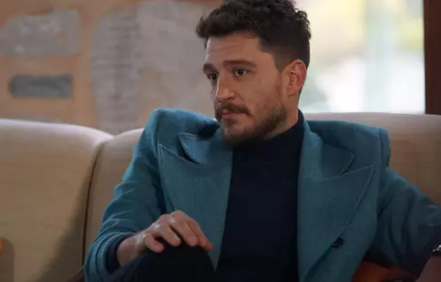 Cine e Uraz Kaygılaroğlu, Gediz din “Fiica ambasadorului” (Kanal D)