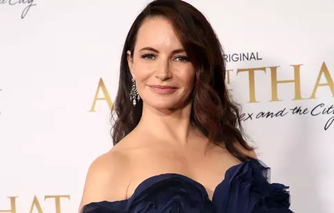 Reacția lui Kristin Davis, după ce fanii au criticat aspectul fizic al actrițelor din „And Just Like That” față de „Sex and the City”