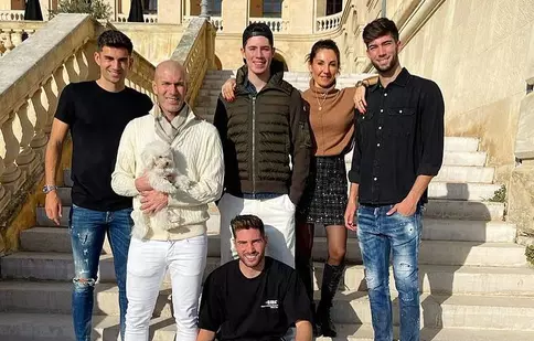 Zinedine Zidane, un tată mândru. Fiul lui ce mic, Elyaz, a împlinit 16 ani