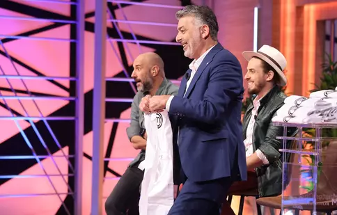 Ce se întâmplă în ediția de azi MasterChef 2022, 19 ianuarie. „Nu ne pune carne crudă în farfurie! Eu nu mănânc porc crud!”