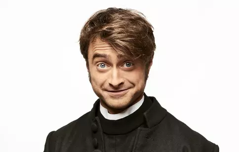 „Creatorii de miracole”, sezonul 3, se vede la Warner TV. Când e premiera serialului cu Daniel Radcliffe și Steve Buscemi