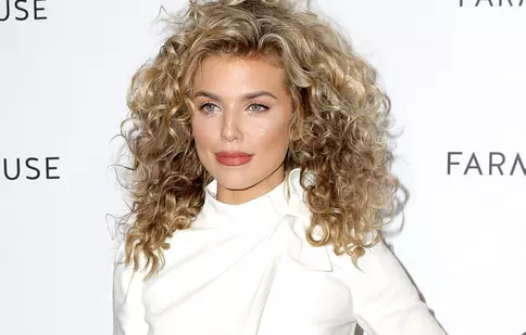 AnnaLynne McCord (90210), mesaj controversat pentru Vladimir Putin. „Aș fi murit să-ți dau viață”