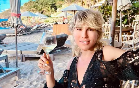 Corina Bud a pozat nud la 42 de ani și a postat imaginea online. Cum au reacționat fanii